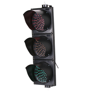 إشارة مرور تعمل بالطاقة الشمسية بقطر 300 مم مع تصميم كروي كامل، مقاومة للماء IP65، معتمدة من CE، رؤية تصل إلى 800 متر، تحتوي على 165 مصباح LED - Product Image 3