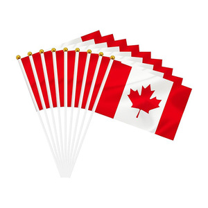 I portabandiera a forma di bandiera hanno sventolato le bandiere all'evento sportivo di calcio negli Stati Uniti Canada Messico sono state appese Mini bandiere - Product Image 5