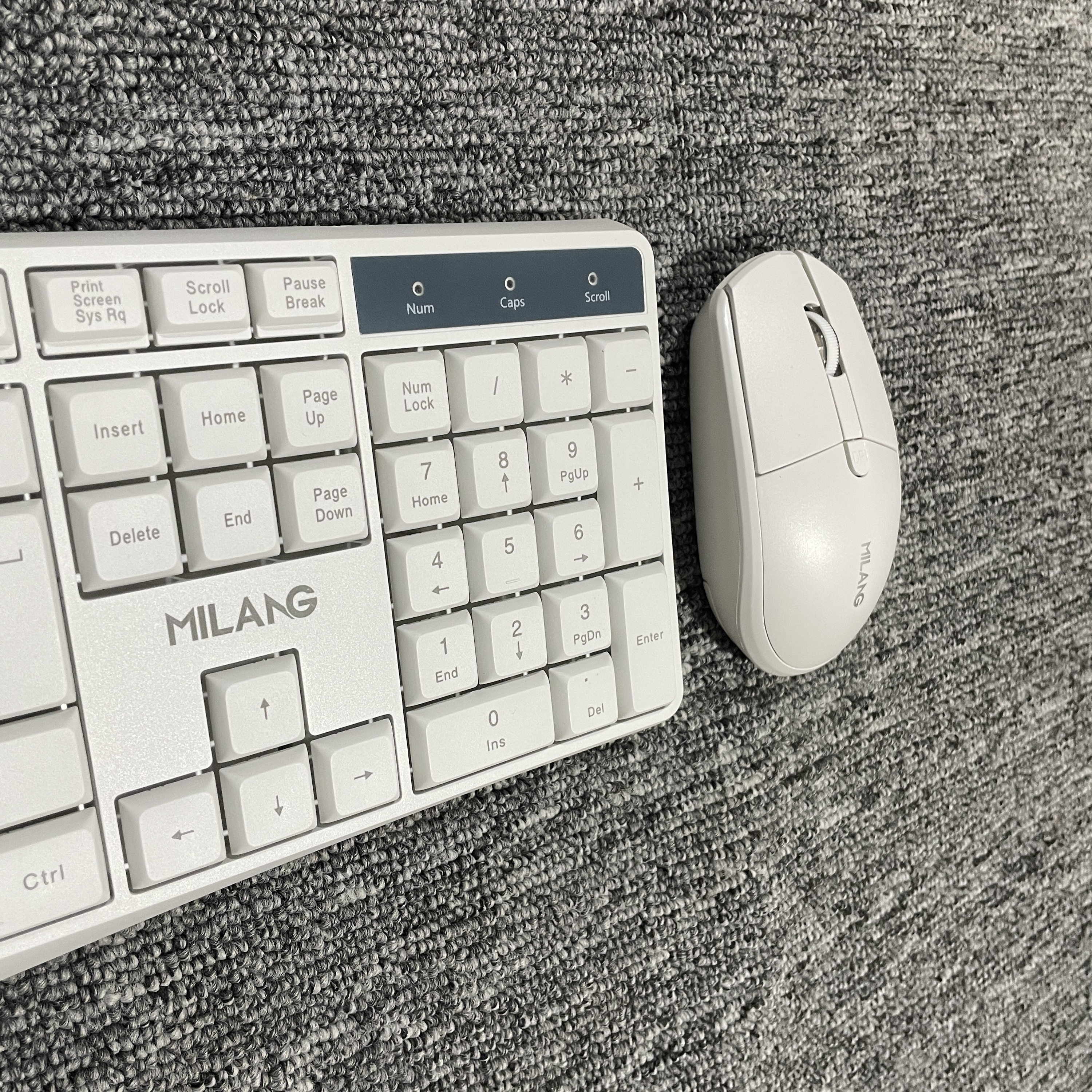MiLang W530 オールインワン ホワイト ワイヤレスキーボードとマウス