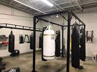 Soporte Multifuncional de Acero para Gimnasio en Casa con Saco de Boxeo para Ejercicio