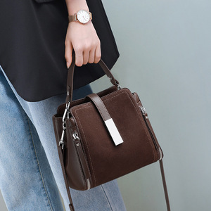 Sac Seau Vintage en Velours Mat avec Fermeture Éclair et Boucle, Couleur Unie, pour <span class=keywords><strong>Femme</strong></span>, Nouvelle Collection 2026, Sac <span class=keywords><strong>à</strong></span> Main Haut de Gamme Populaire, Sac <span class=keywords><strong>à</strong></span> Bandoulière et Sac Croisé - Product Image 1