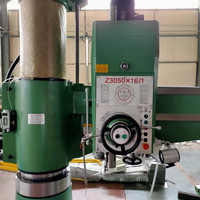 Machine de perçage radiale universelle avec tête inclinable et pivotante, perçage multi-angles pour pièces complexes