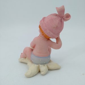 Statue mignon bébé et chien Figurine enfants décoration de la maison <span class=keywords><strong>ange</strong></span> Xiamen Port Souvenir bébé douche Figurines personnalisé résine Europe - Product Image 6