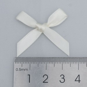 Ruban en satin pré-fait élégant de 3,5 cm, taille et couleur personnalisées, pour emballage cadeau et embellissement de vêtements - Product Image 6