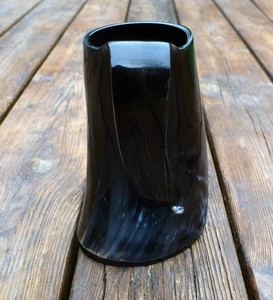 Taza de cuerno de búfalo natural pulida, recipiente duradero para beber, arte rústico coleccionable, decoración del hogar, regalo de Año Nuevo para familiares y amigos. - Product Image 4
