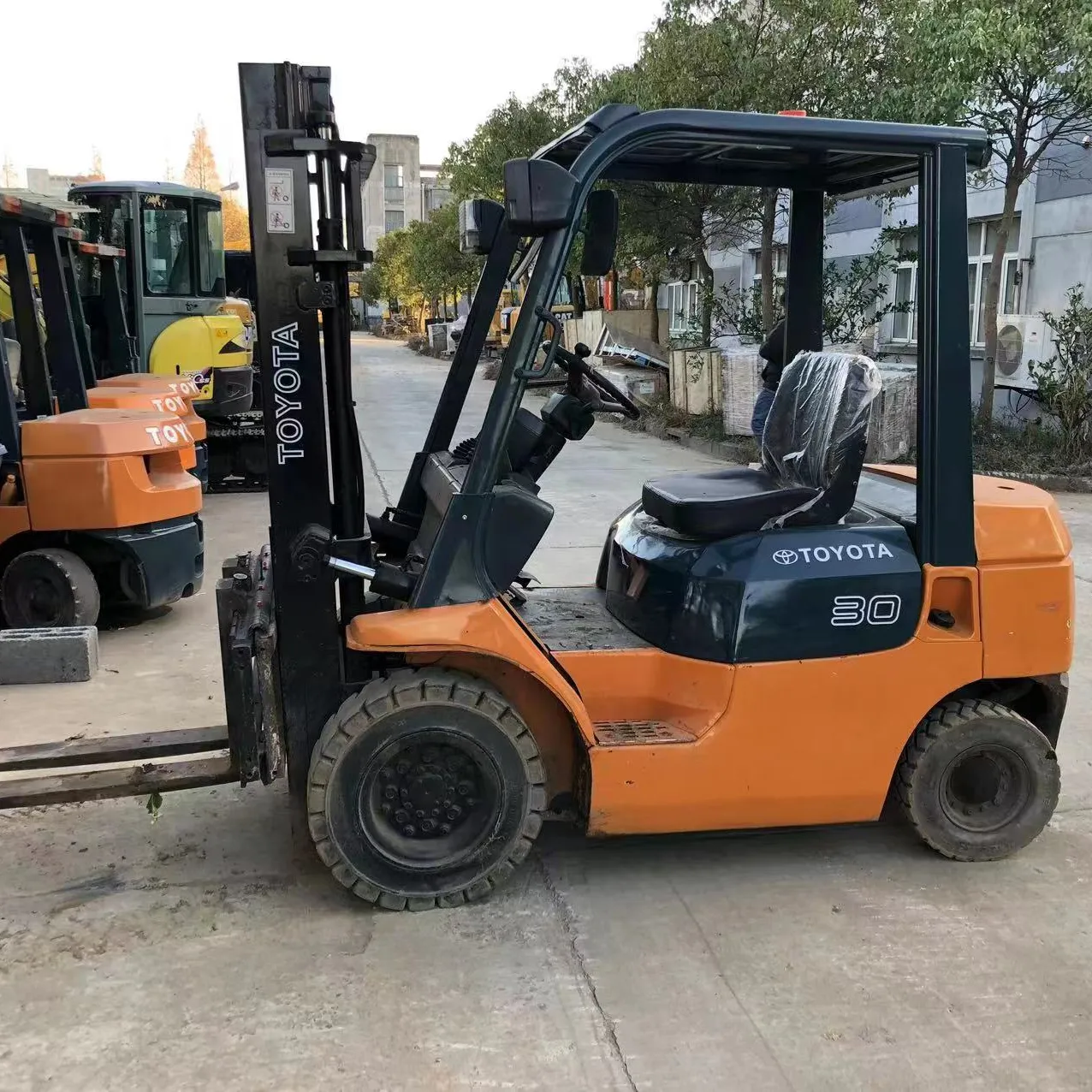 forklift diesel toyota fd30 forkliftt 5ton 3ton 7ton with good conditon best price orignal japan made