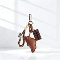 Porte-clés en peluche marron doux, design mode dessin animé anime, tasse à café et barre de chocolat, breloque de sac, cordon et mousqueton pour sac à dos et clés