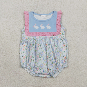 Romper de Algodón Orgánico con Estampado de Conejitos y Flores Azules para Bebés Niñas, Precio de Fábrica al por Mayor, Boutique SIS - Product Image 1