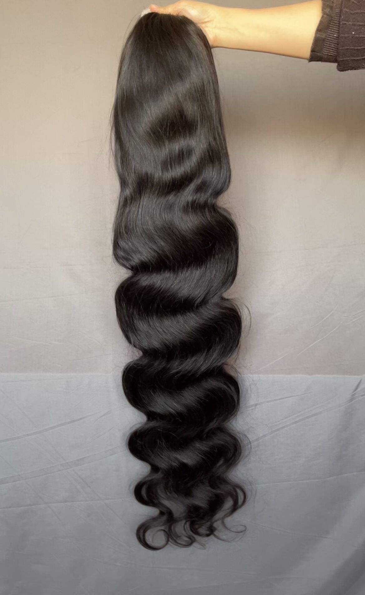 bodywave HD wig