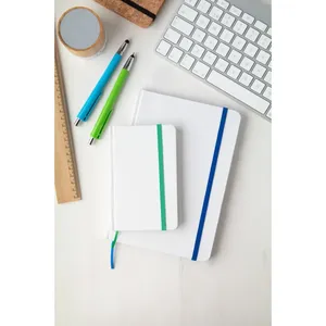 Quaderno A5 con cinturino personalizzabile per merchandising - Product Image 3
