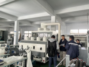Máquina para Hacer Cojines KIVAS, Controlada por PLC, <span class=keywords><strong>Relleno</strong></span> <span class=keywords><strong>de</strong></span> Perlas EPS con Sistema <span class=keywords><strong>de</strong></span> Pesaje Automático - Product Image 4