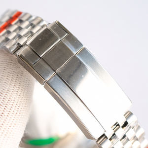 Matériau en acier de haute qualité 904L, équipé d'aiguilles ultra-lumineuses, poli à la main avec soin pour une forme parfaite. Montre mécanique pour homme - Product Image 6