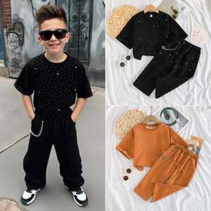 Completo Estivo Casual in Cotone per Bambini, Stile Europeo e Americano, con Pantaloncini e Maglietta a Maniche Corte con Strass, Set Due Pezzi per Bambini Piccoli - Product Image 3