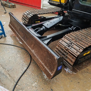 Mini excavadora SANY SY75c Pro, excavadora de orugas Sunny de Marca China usada con engranaje de motor - Product Image 2