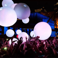 Boule lumineuse flottante LED à 13 couleurs changeantes en PVC, étanche et durable, jouet de piscine, ballon clignotant, globe de neige