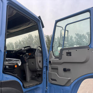 Suministro de fabricante profesional usado Sinotruk Howo camiones de carga 10 ruedas 6x4 Hw76 30 toneladas de camiones pesados a la venta en África - Product Image 1