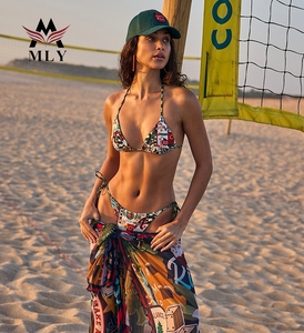 Maillots de bain tendance pour femmes, imprimé vintage, string à nouer sur le côté, maillot de bain deux pièces, <span class=keywords><strong>bikini</strong></span> triangle halter, 2025 - Product Image 3
