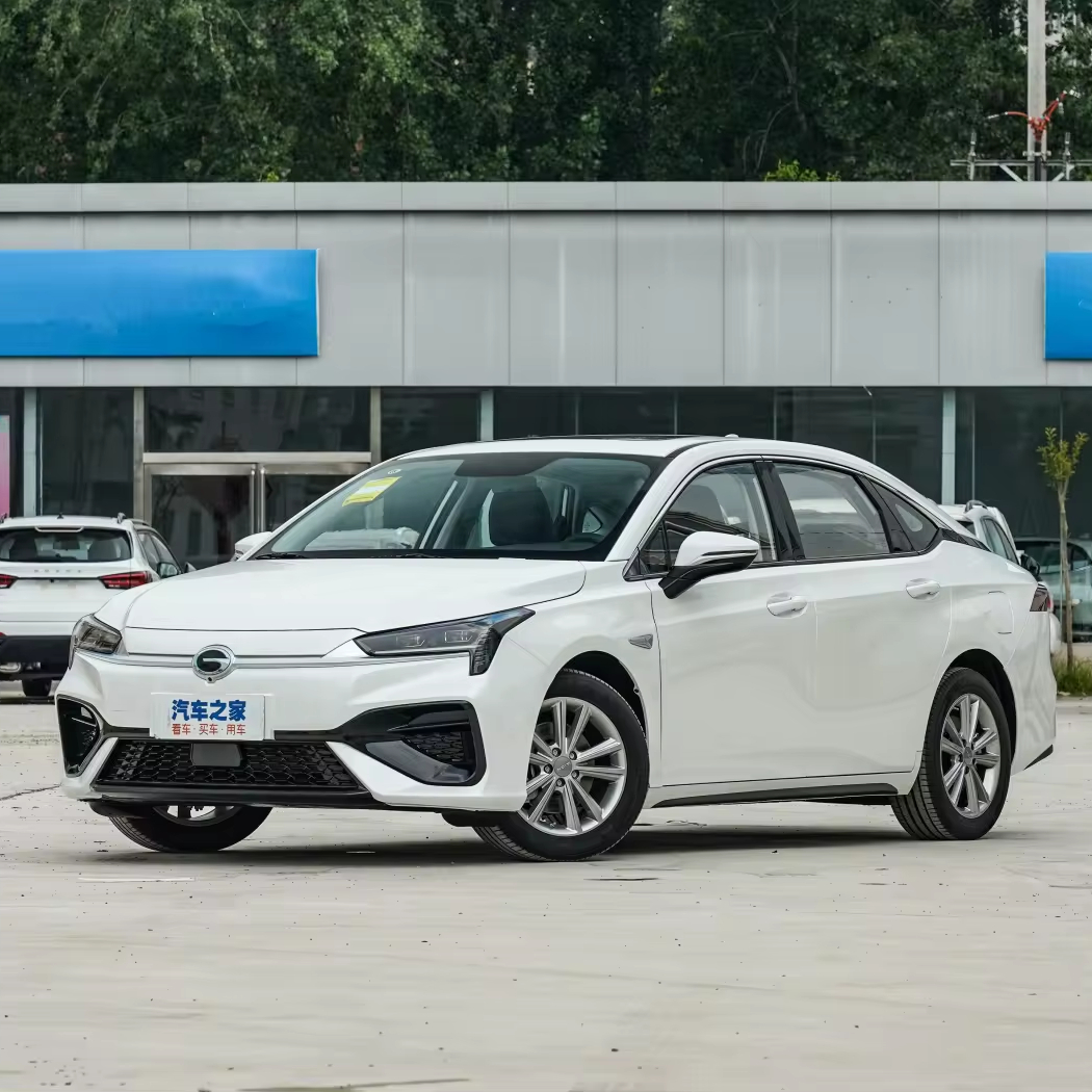 580 седан GAC AION S Mei, модель 460 км, производство Китай, электромобили, б/у, Новый энергетический автомобиль