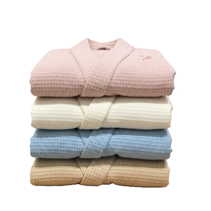 Bata de baño de lujo suave para hotel, 100% algodón, conjunto de bata absorbente para spa, para hombres, mujeres y adultos, ideal para el hogar y el hotel. - Product Image 1