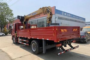 Grúa Telescópica Montada en Camión XCMG SQS250 de 25 Toneladas, Fabricada en Xuzhou, China, con Pluma Telescópica de 10 Toneladas y 6x6 Ruedas, en Venta - Product Image 3