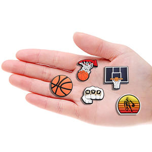 Breloques personnalisées en PVC pour chaussures de sport (<span class=keywords><strong>basketball</strong></span>, dessin animé), accessoires DIY pour sabots, chaussures Croc, marque CLO, logo personnalisé, emballage personnalisé - Product Image 4