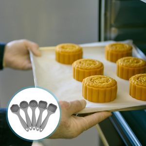 Molde 3D cóncavo de plástico duradero para bolas de arroz verdes, panecillos al vapor, pastel de luna, repostería, panecillos de pasta de frijol rojo y repostería de piel de nieve, herramientas para hornear pasteles - Product Image 2