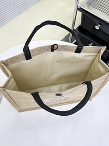 Bolso de Mano Moderno para Mujer con Estampado de Letras, Ideal para el Uso Diario - Product Image 6