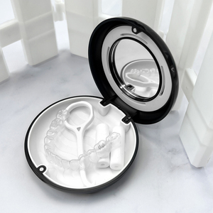 Étui pour protège-dents à fixation magnétique, personnalisé avec un support <span class=keywords><strong>de</strong></span> bain pour prothèse dentaire en silicone miroir, étui ultra-fin portable - Product Image 4