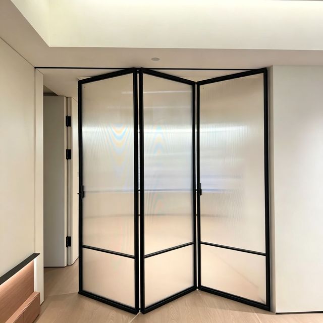 Aomeja French Black Aluminum Bi-Fold Door Low-E Glass Folding Partition Screen Room Divider Bedroom Villa Custom Size