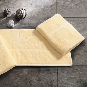 Asciugamano da doccia personalizzato per hotel in puro cotone dei produttori cinesi bianco