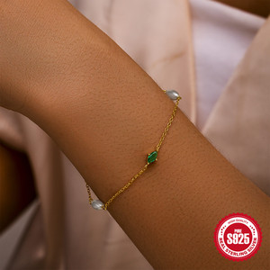 สร้อยข้อมือ RUNQI รุ่นคลาสสิกสำหรับผู้หญิง เงินแท้ 925 ชุบทอง ประดับมุกน้ำจืดเม็ดเล็ก - Product Image 2