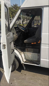 Camión <span class=keywords><strong>Iveco</strong></span> Dignity diésel 2.8T manual de <span class=keywords><strong>segunda</strong></span> <span class=keywords><strong>mano</strong></span>, modelo 17, caja cerrada. - Product Image 3