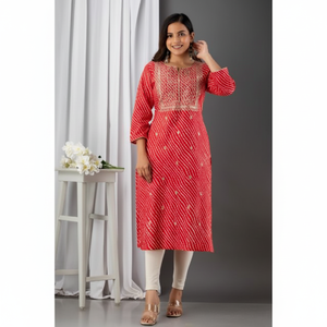 Hecho a mano puro algodón Digital impreso largo mujer exclusivo hecho a mano Kurta con pantalón y estampado Dupatta conjunto a precio al por mayor - Product Image 1