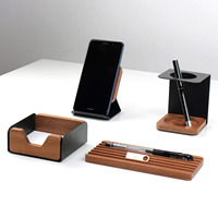 Support de téléphone magnétique portable de style moderne Chargeur magnétique sans fil en bois Support de téléphone pour bureau à domicile