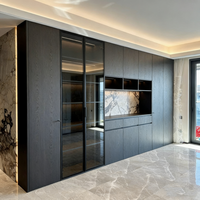 Maßgefertigter Massivholz-Wohnzimmerschrank Umweltfreundlich und Langlebig Moderner Einfacher Aufbewahrungsschrank Offenes Regal Vitrine