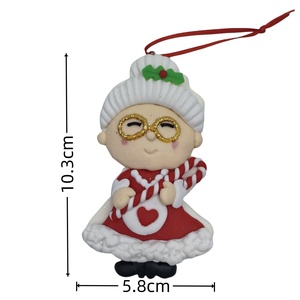 ดินโพลิเมอร์รูปขนมปัง งานแฮนด์เมด ทนทาน รับสั่งทำ ตุ๊กตาคุณนายซานตาคลอส ของตกแต่งคริสต์มาส ของขวัญเทศกาลคริสต์มาส แบบแขวน - Product Image 4
