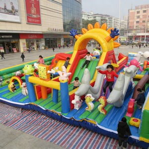 Parcours d'obstacles gonflable géant commercial QIQU, ignifuge, en PVC Sijia, thème animaux marins, pour 50 personnes, écologique - Product Image 1