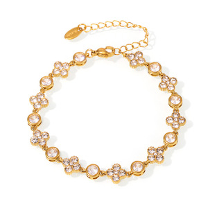 Pulseras Lincy al Por Mayor de Acero Inoxidable Impermeable con Baño de Oro de 18k y Circonita Cúbica en Forma de Flor de Trébol para Mujer, Joyería de Moda - Product Image 1