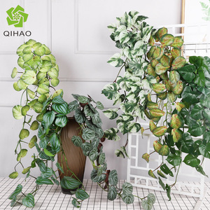Qihao Mur végétal artificiel en feuilles vertes, fausse plante suspendue pour décoration intérieure, lot multi-pièces, haute simulation - Product Image 2