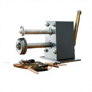 Machine de découpe manuelle à 3 lames pour la <span class=keywords><strong>réparation</strong></span> de chaussures, composants de boîte de vitesses, garantie 1 an pour la fabrication de chaussures en plastique/EVA/<span class=keywords><strong>cuir</strong></span>/caoutchouc - Product Image 4