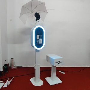 Machine de photomaton instantané ovale à LED de style moderne, compatible iPad et DSLR, en métal, Wi-Fi, pour événements professionnels et commerciaux - Product Image 5