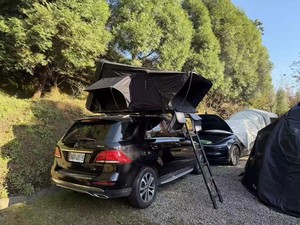 Fournisseur chinois <span class=keywords><strong>de</strong></span> tentes <span class=keywords><strong>de</strong></span> <span class=keywords><strong>toit</strong></span> rigides pour camion 4x4 tout-terrain, en aluminium, imperméables, pliables, pour toutes les saisons - Product Image 2