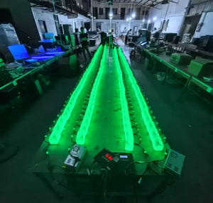 ผนังปีนป่ายแบบอินเทอร์แอคทีฟ LED รูปหกเหลี่ยม สำหรับคลับ ราคาโรงงาน พร้อมระบบไฟส่องสว่าง - Product Image 5
