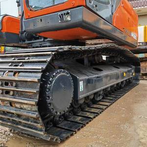 Excavatrice sur chenilles Doosan DX225LC-9 d'occasion de 22 tonnes, moteur, boîte de vitesses, pompe, équipement hydraulique haute performance pour rapport - Product Image 3