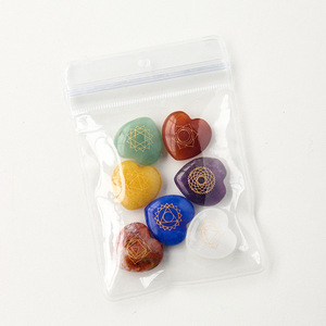 Piatto a Forma di Cuore Lucidato con Incisione di Simboli Reiki, <span class=keywords><strong>Set</strong></span> di 7 Pietre <span class=keywords><strong>Chakra</strong></span> per Yoga ed Energia, Cristalli Curativi con Simboli <span class=keywords><strong>Chakra</strong></span> Incisi - Product Image 6