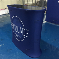 Sublimation de teinture personnalisée lumière LED table de réception courbe en arc bureau portable Tension pliante salon professionnel moderne et léger