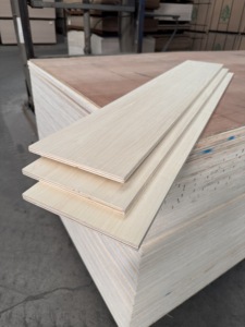 Madera Sapelli Caobilla <span class=keywords><strong>Caoba</strong></span> Encino Roble Osb Arce Fresno/Contrachapado marino Alto brillo Mdf Triplay Parota Con - Product Image 3