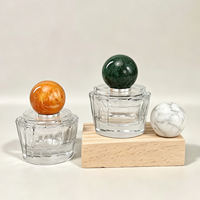 Nouvelle conception – Flacons en verre de 70 ml à forme spéciale avec bouchon à sertir, flacon vaporisateur de parfum hautement transparent avec capuchon à bille en résine