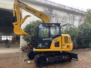 Excavatrice Komatsu 7 tonnes avec godet de terrassement d'une capacité de 0,18 m³, équipement lourd d'occasion, moteur Hitachi, pompe Kawasaki - Product Image 1