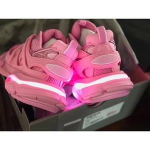 2026Top Quality Designer chaussures pour hommes options With Led Light Running SportShoesDesignerTrack LED Walking Style <b>Shoes</b> - Product Image 1